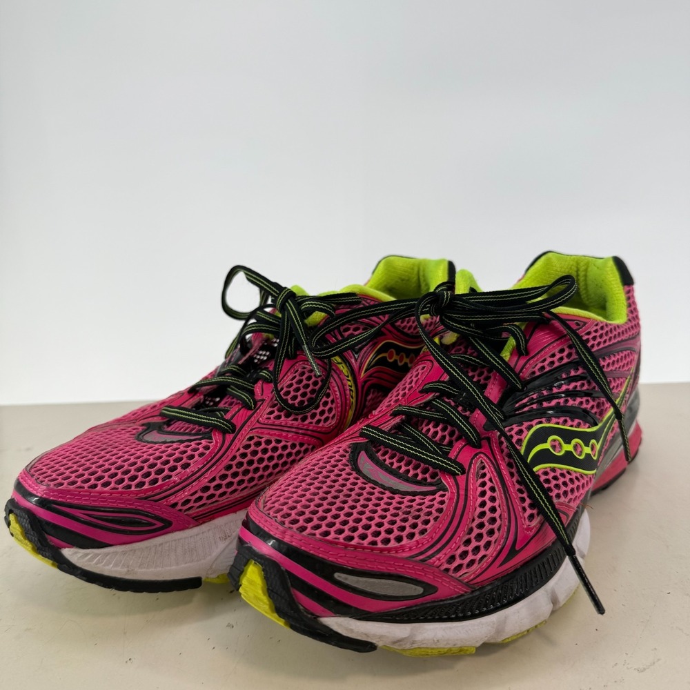 Saucony Hurricane 15 Lace-Up Low Top Running Sneaker Shoes Pink Black Size‎ 10.5